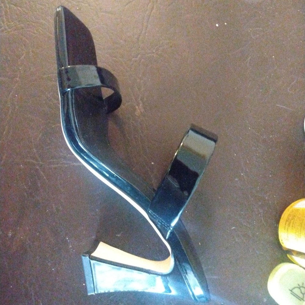 Brand new brand name